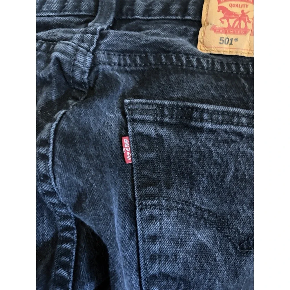 Levis pre owned